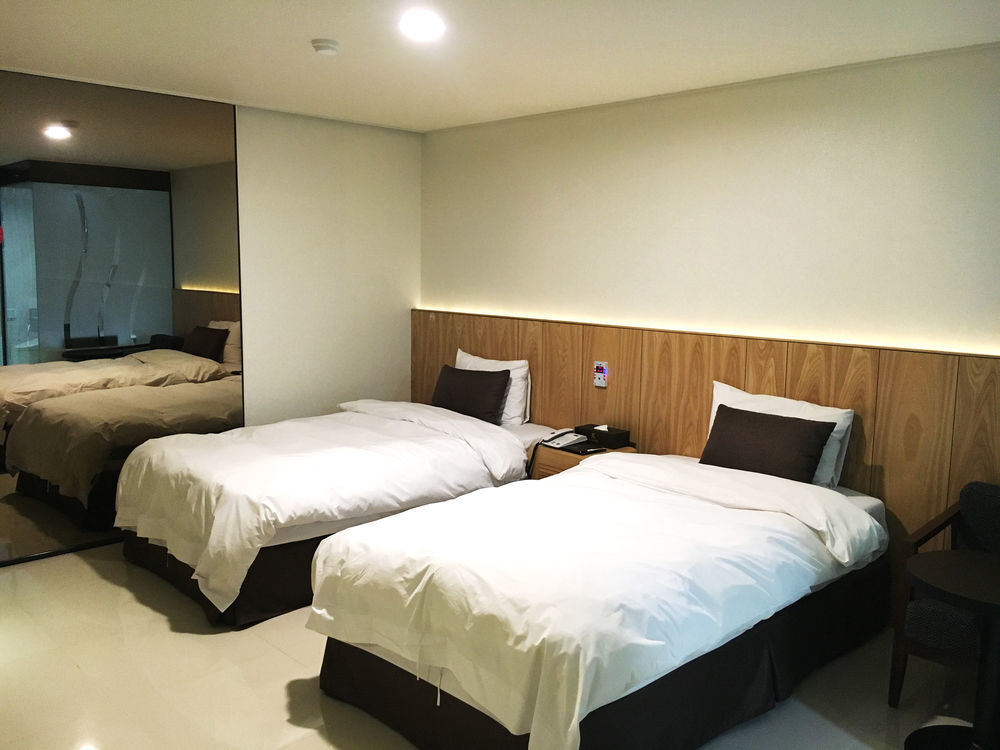 K Tourist Hotel Jeju Ngoại thất bức ảnh